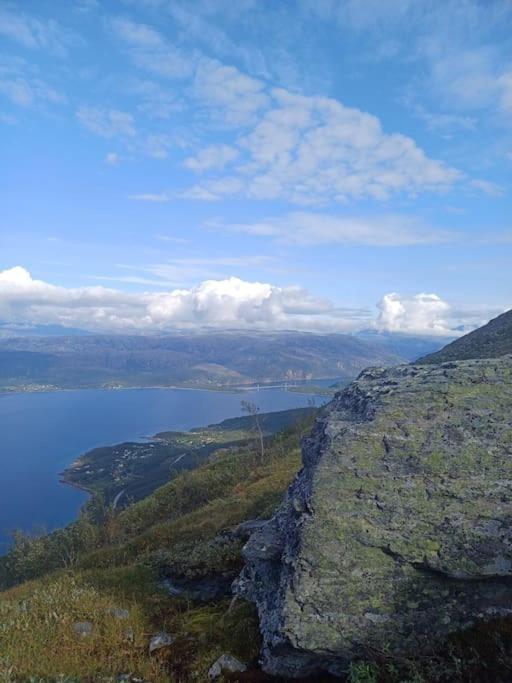 Koselig Og Moderne Leilighet, Meget Sentralt I Narvik Med Gratis Parkering! Εξωτερικό φωτογραφία