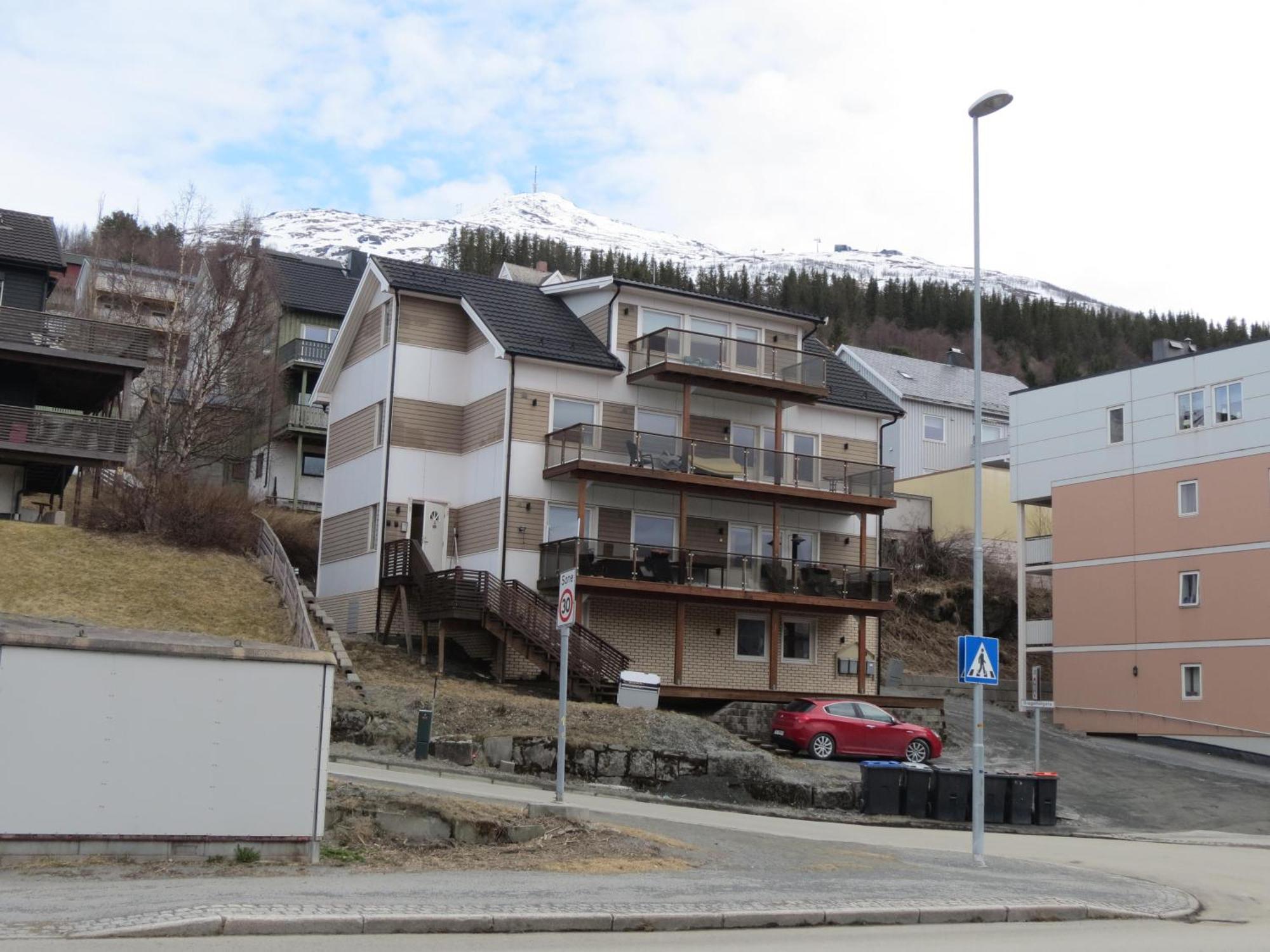 Koselig Og Moderne Leilighet, Meget Sentralt I Narvik Med Gratis Parkering! Εξωτερικό φωτογραφία