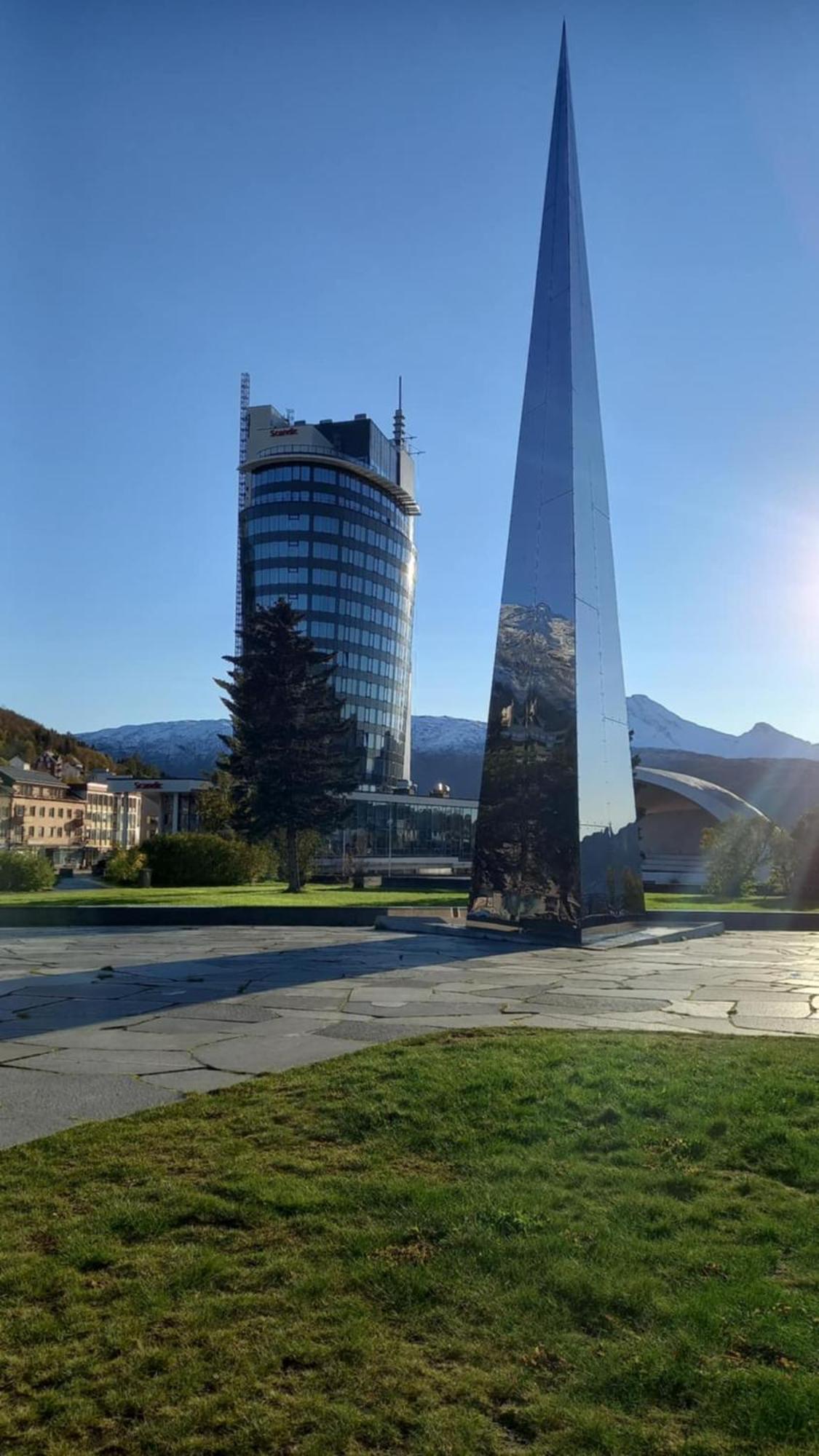 Koselig Og Moderne Leilighet, Meget Sentralt I Narvik Med Gratis Parkering! Εξωτερικό φωτογραφία